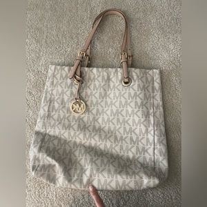 Michael Kors authentic leather tote bag